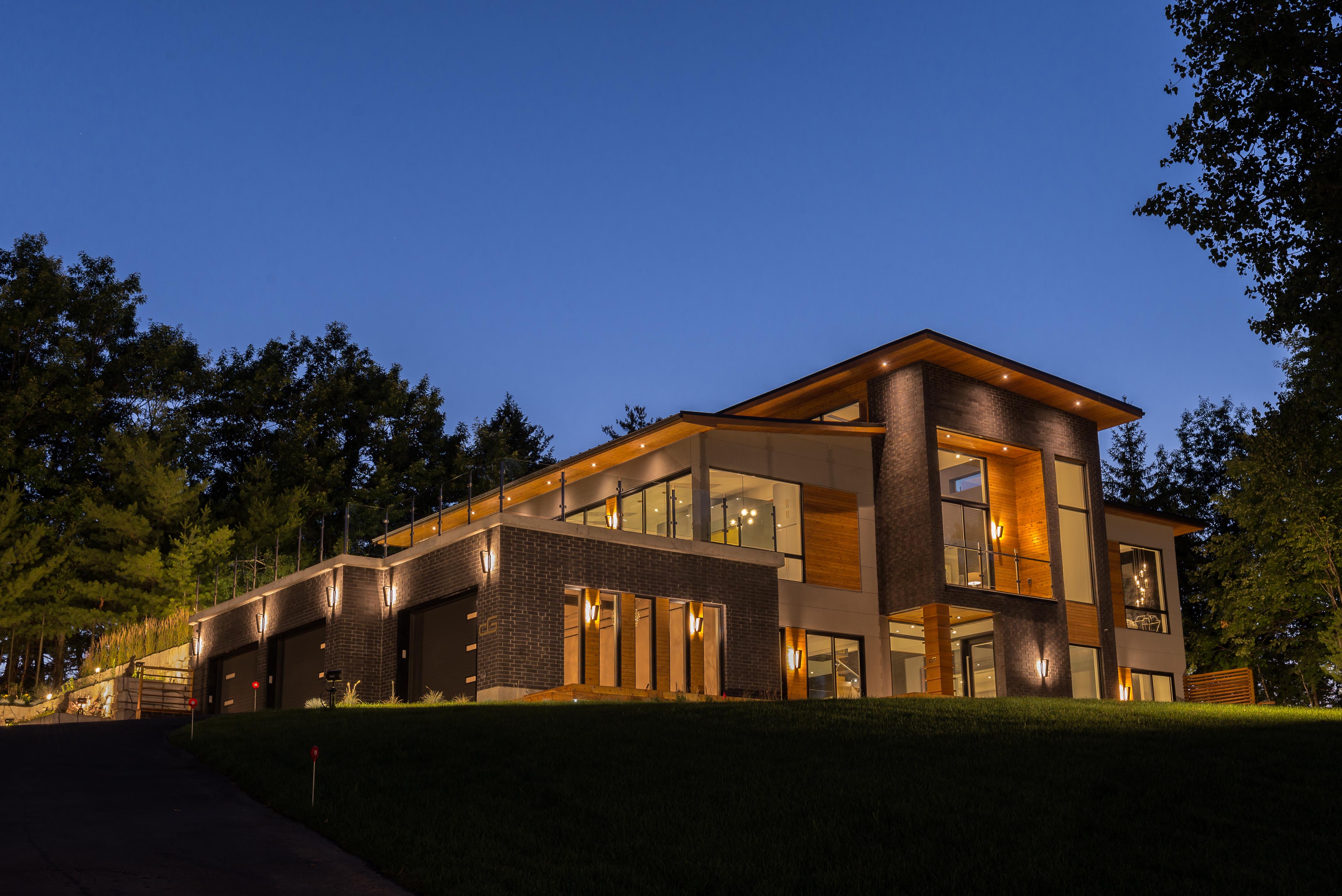 House Of The Hill