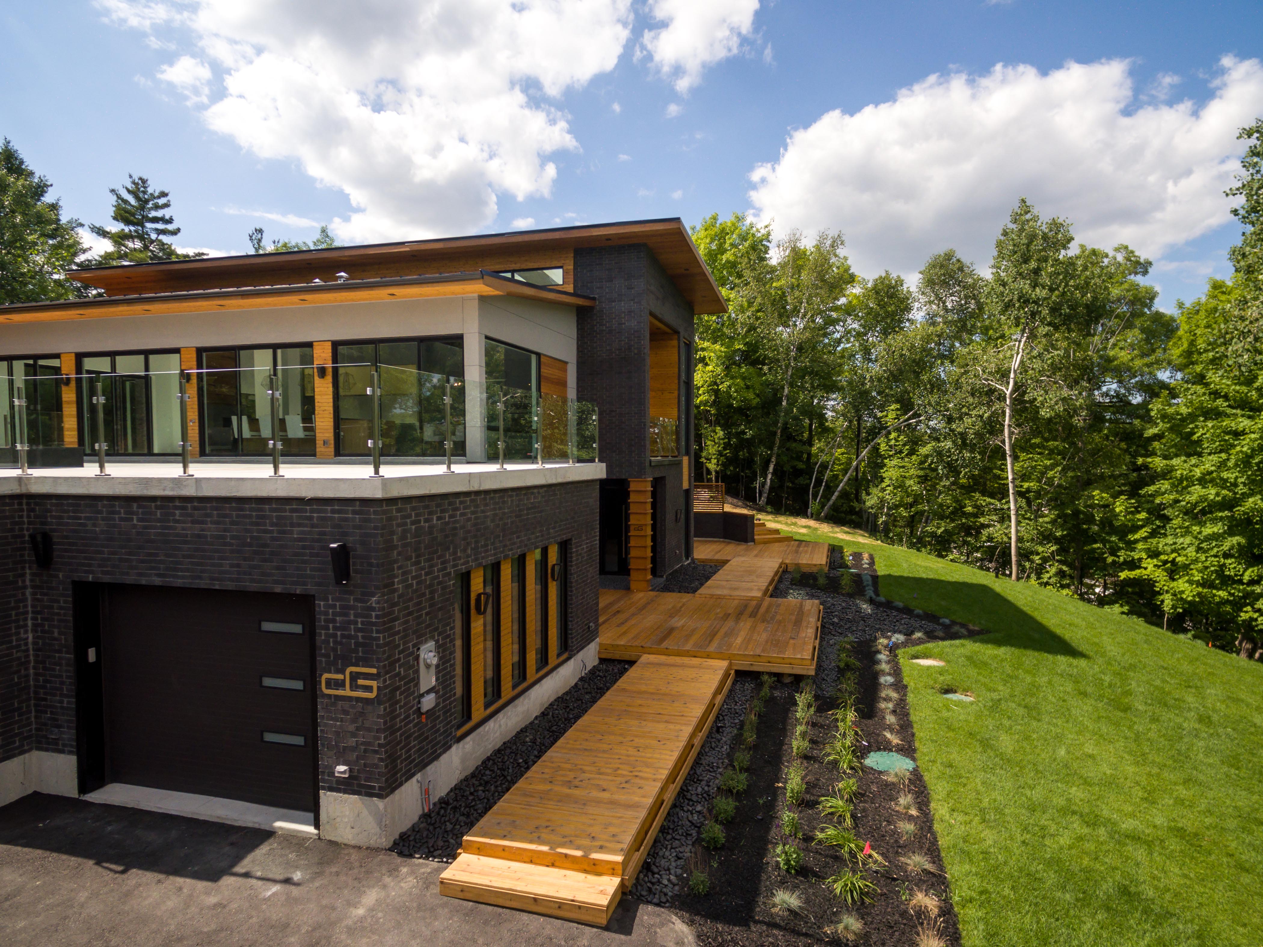 House Of The Hill